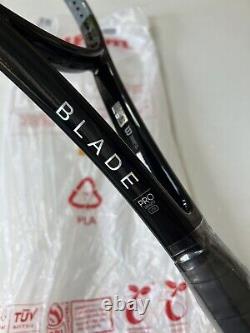 Brand New Wilson Blade 98 PRO 18x20 v7 Grip Size 4
