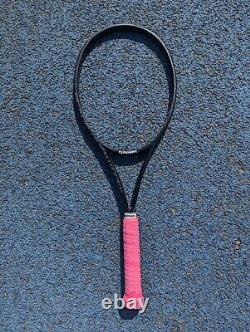 Wilson Blade 93 Tennis Racket 18x20 String Pattern 324 Grams Grip Size 3