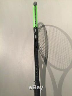 Wilson Blade 98 16x19 CV STRUNG 4 1/8 (Tennis Racket Countervail 304g 10.7oz)