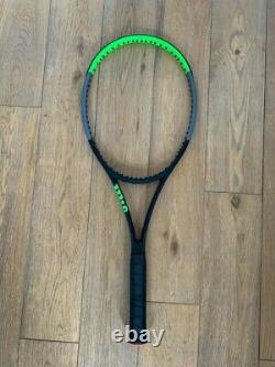 Wilson Blade 98 Tennis Racket 16x19. Grip size 3. Weight unstrung 305g