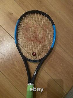 Wilson Ultra Tour 95 V2.0 Countervail Tennis Racket. Grip 3